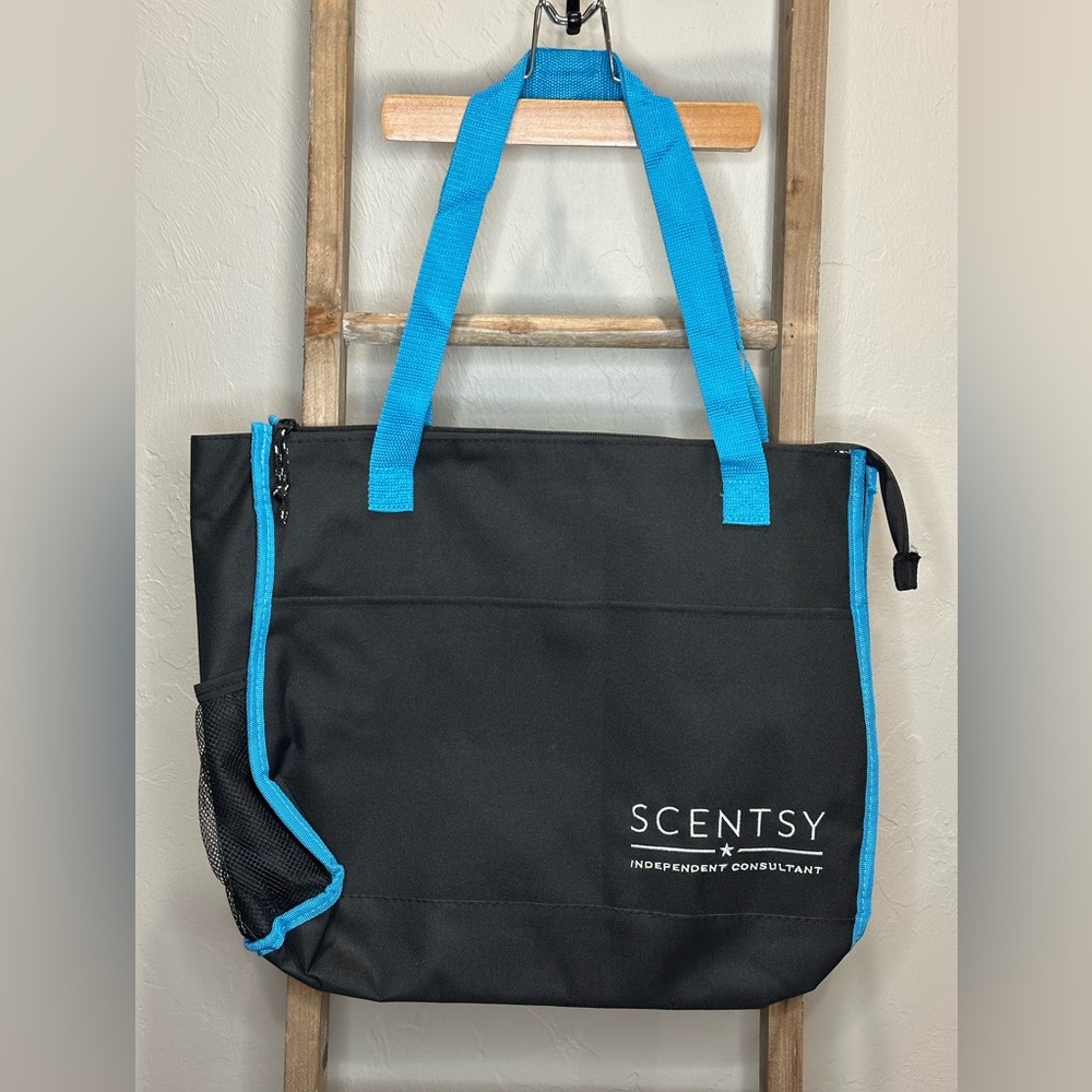 NEW Scentsy Insulated Consultant Business Tote Bag